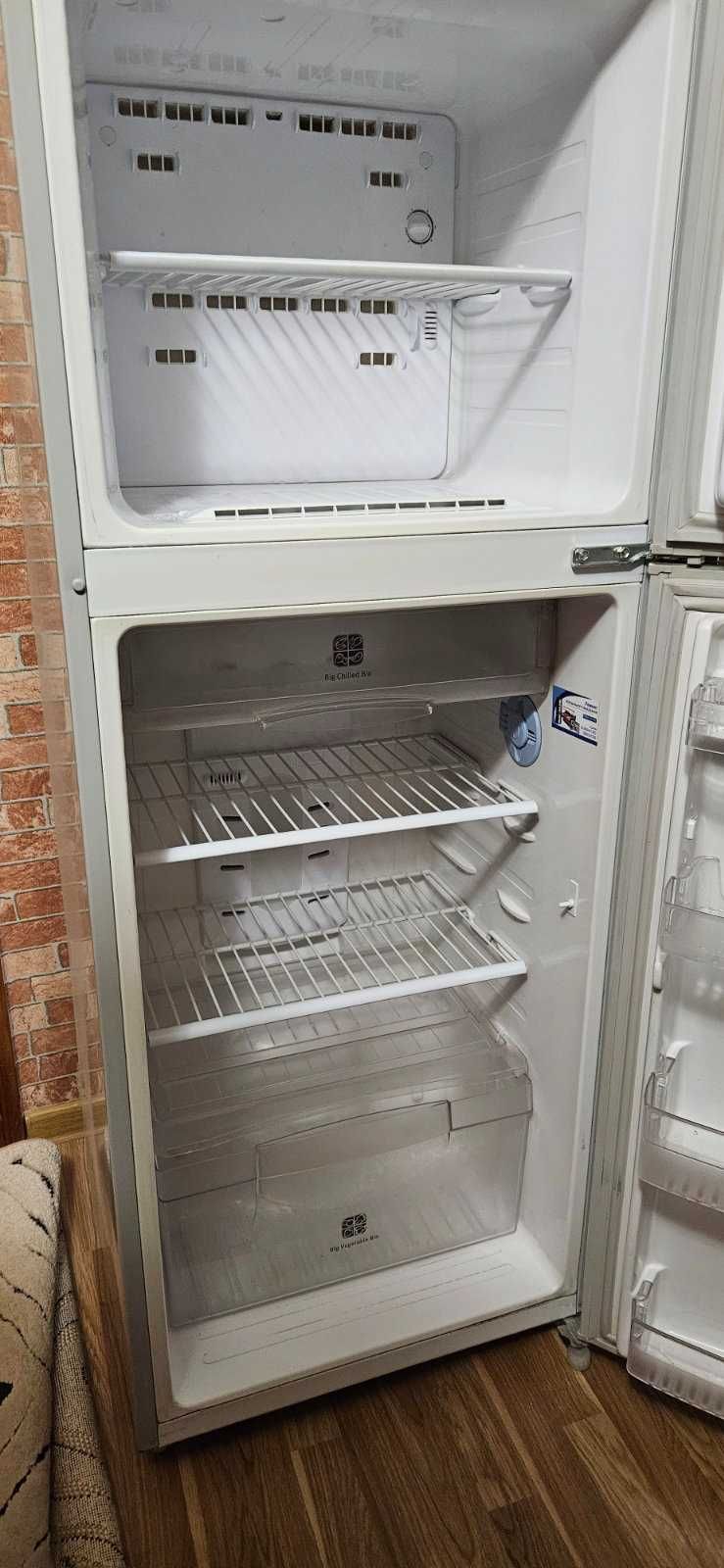 Холодильник SAMSUNG RT30GCMG2