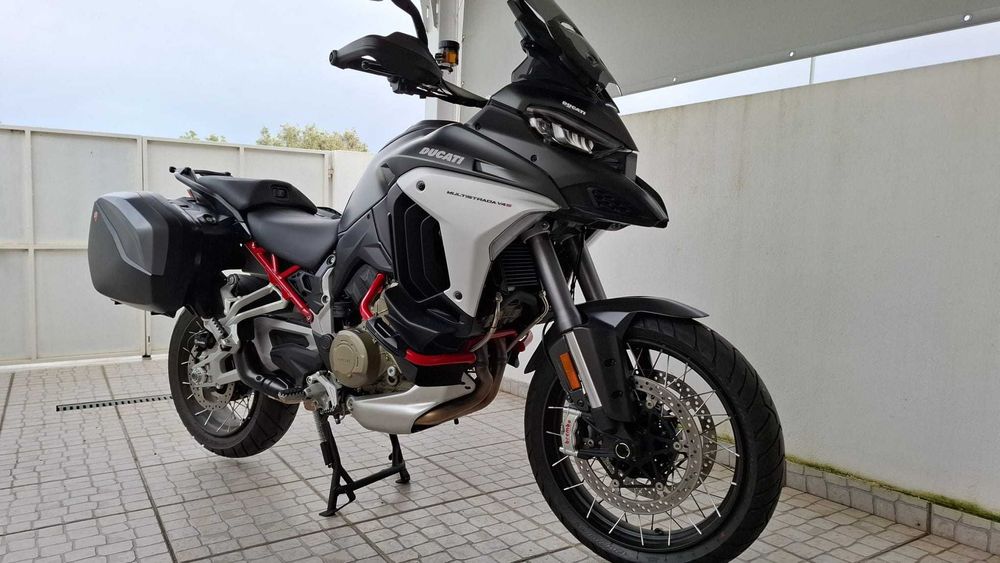 Ducati Multistrada V4 S Full