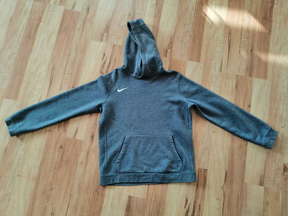 Szara bluza NIKE z kapturem