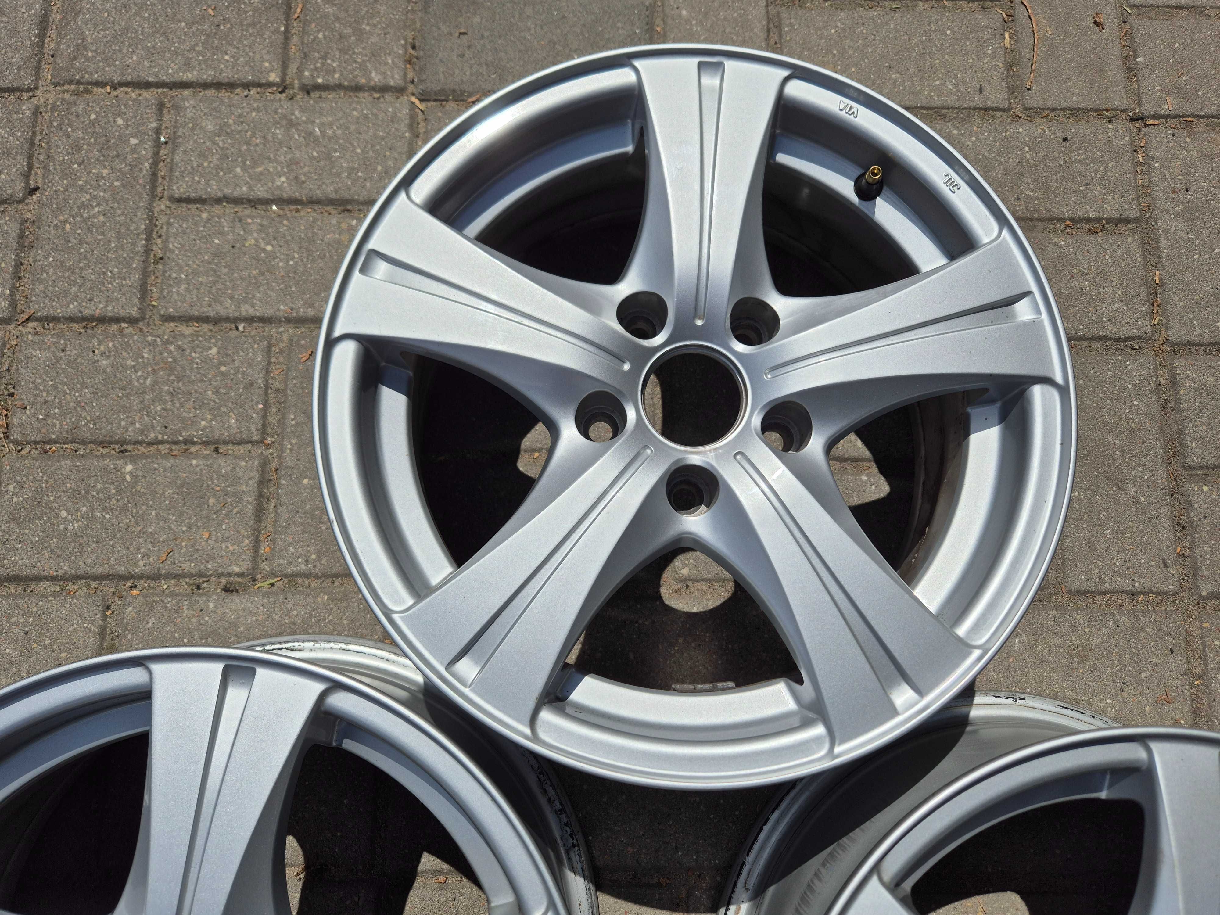 Felgi Aluminiowe 15” 5x110 6,5Jx15 ET 41 Opel Fiat Alfa Romeo N2593