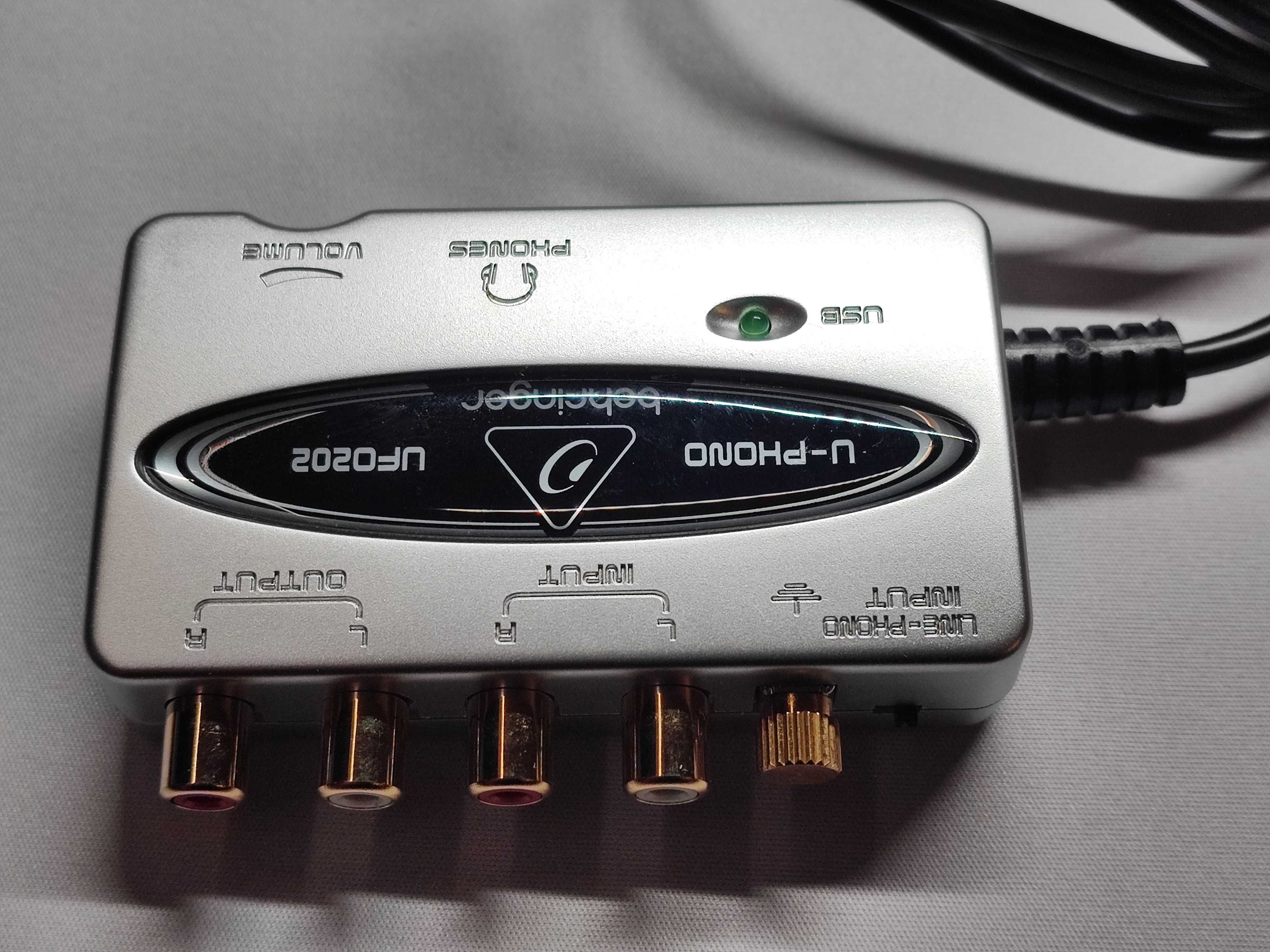 Interfejs audio Behringer UFO202,  USB - RCA,  karta dźwiękowa USB