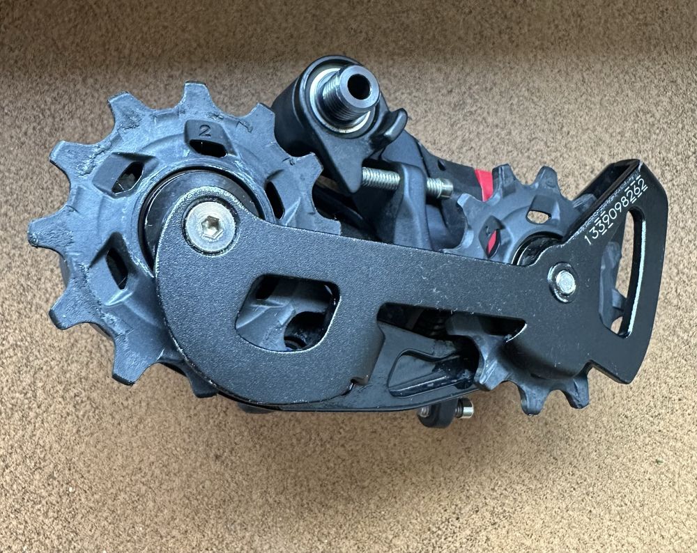 Przerzutka tylna Sram Force AXS 12s