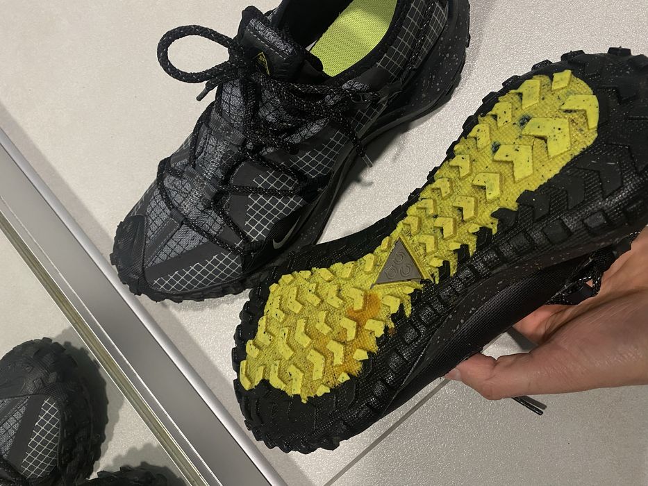 Кросівки nike АKG 43 р