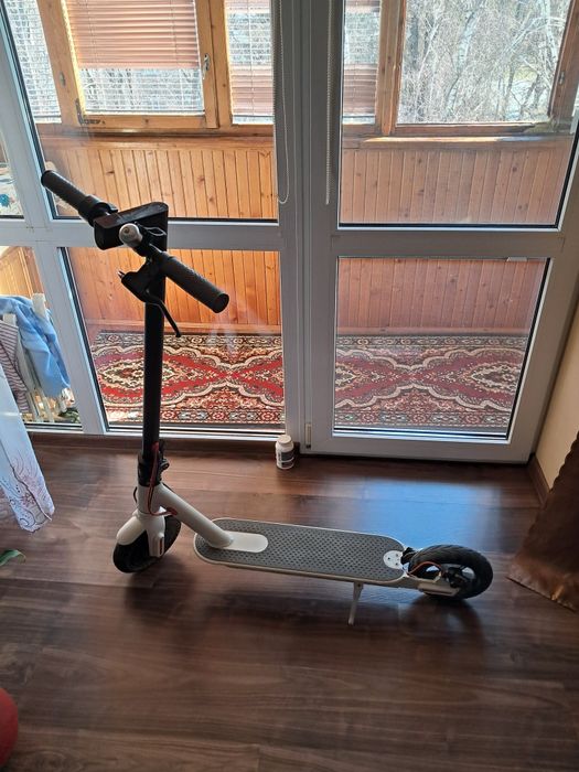 Еллектроссамокат