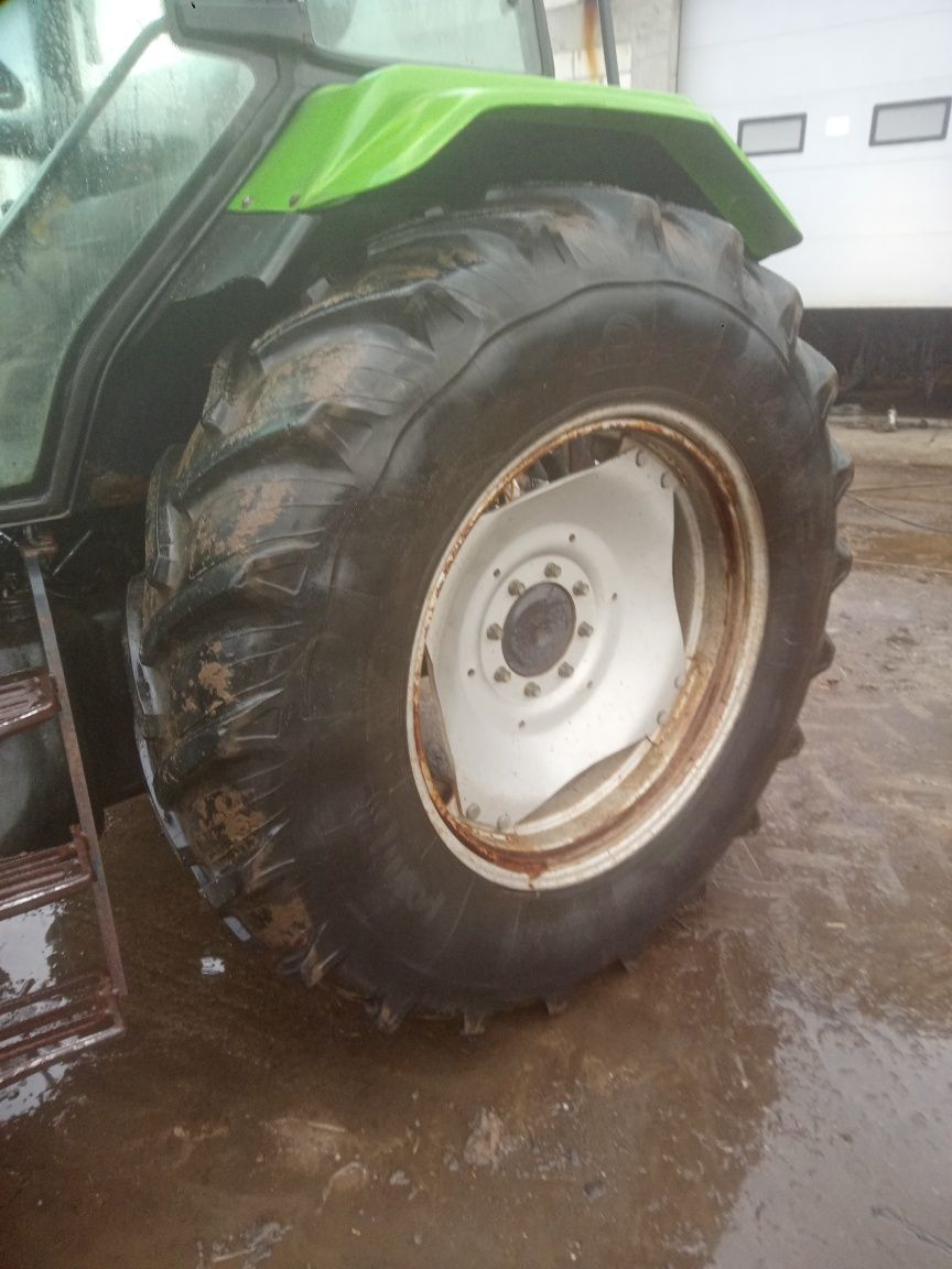 Komplet kół Deutz Fendt 16,9R24 przód, 18.4R38 tył Taurus 3,5cm
