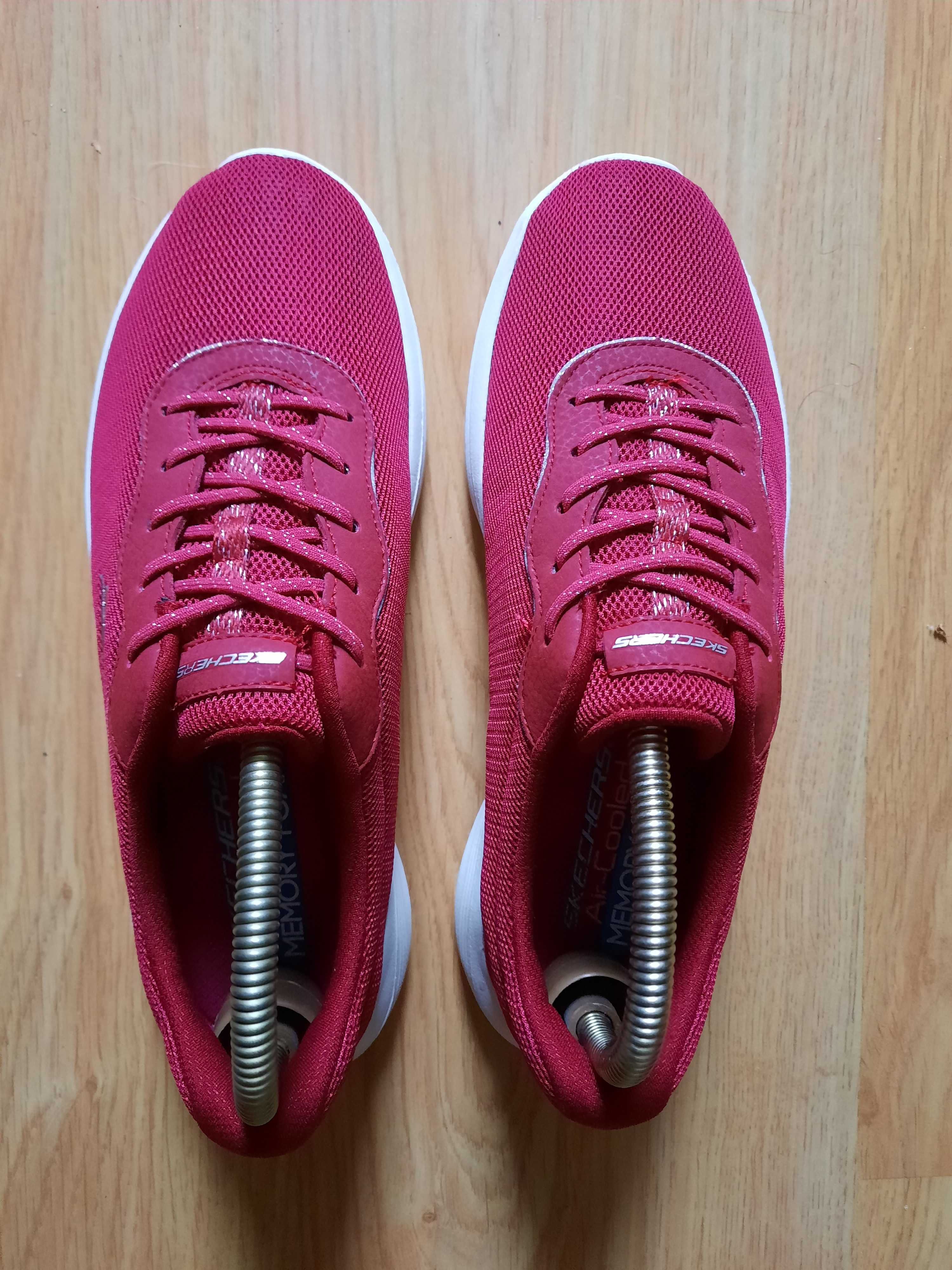 Женские кроссовки SKECHERS 39 p.