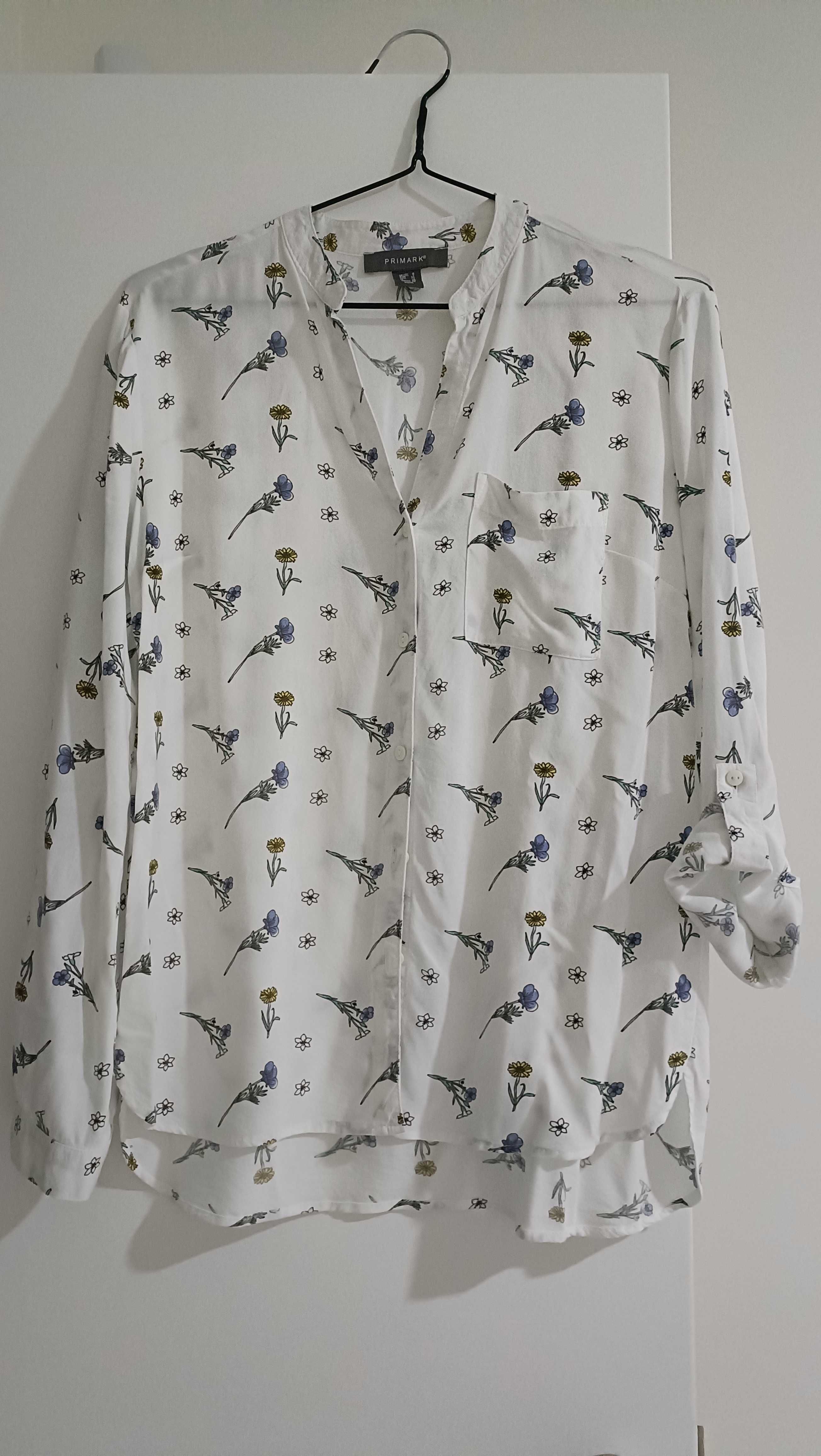 Camisa Branca com Flores