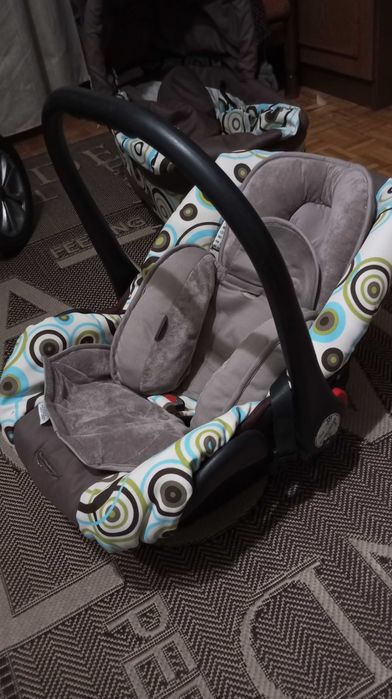 Sprzedam wozek alu jet by babyactive 3w1