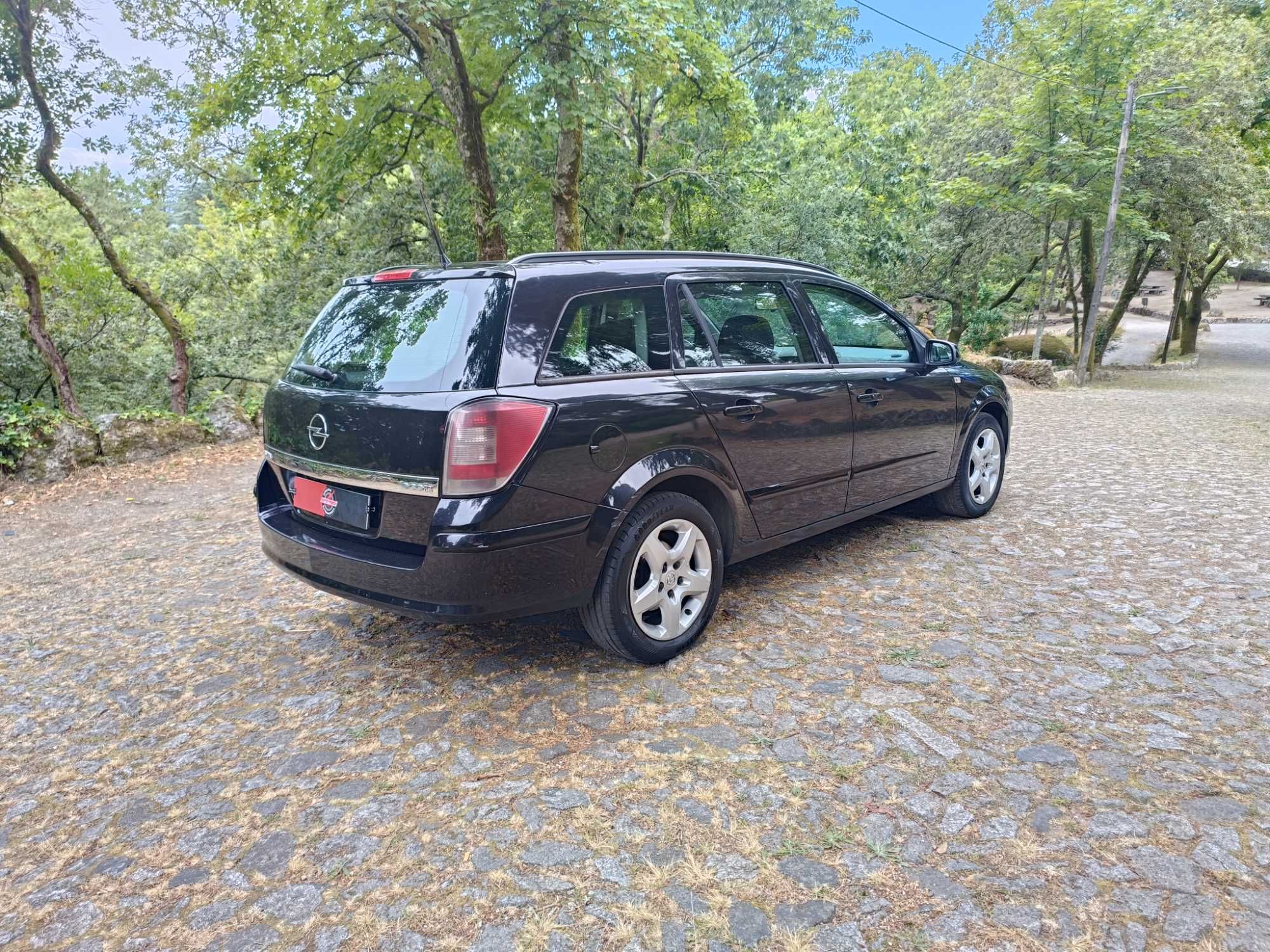 OPEL ASTRA 1.3 CDTI 90 CV COM AR CONDICIONADO