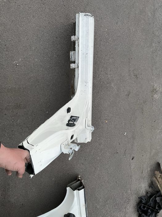 Середня стойка стійка лонжерон кінчик порог qashqai j11