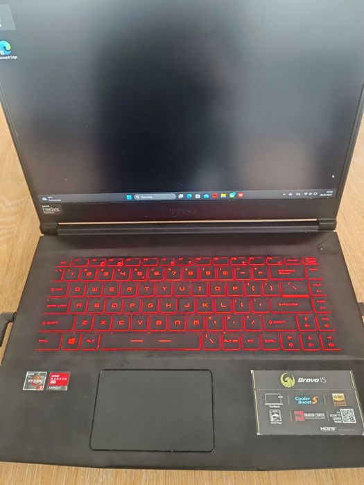 MSI bravo 15 stan bardzo dobry,ryzen5, 16 GB, SSD 512, Radeon RX 5500M