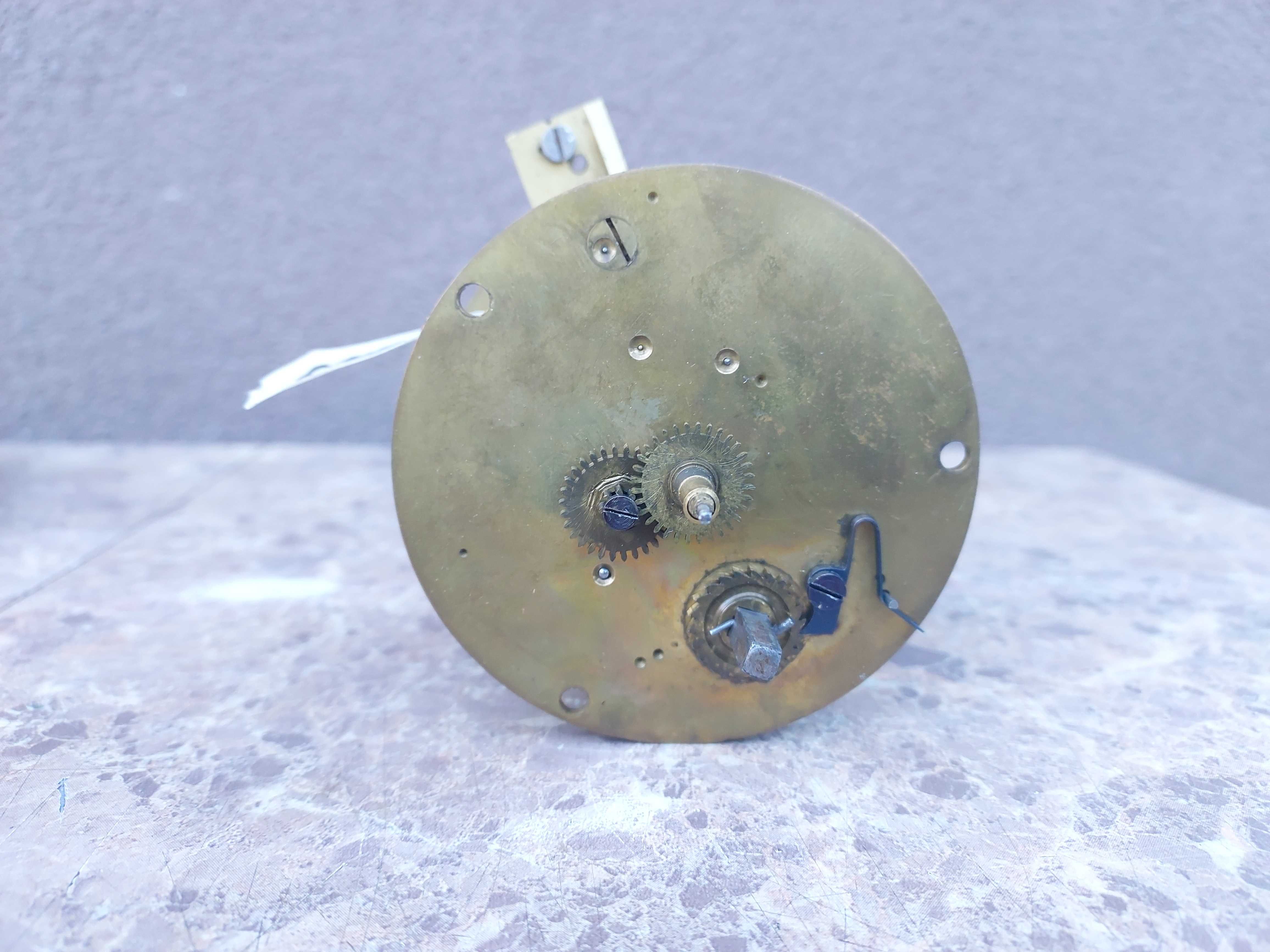 M081 Mechanizm starego zegara kominkowego francuskiego chodzik 77mm