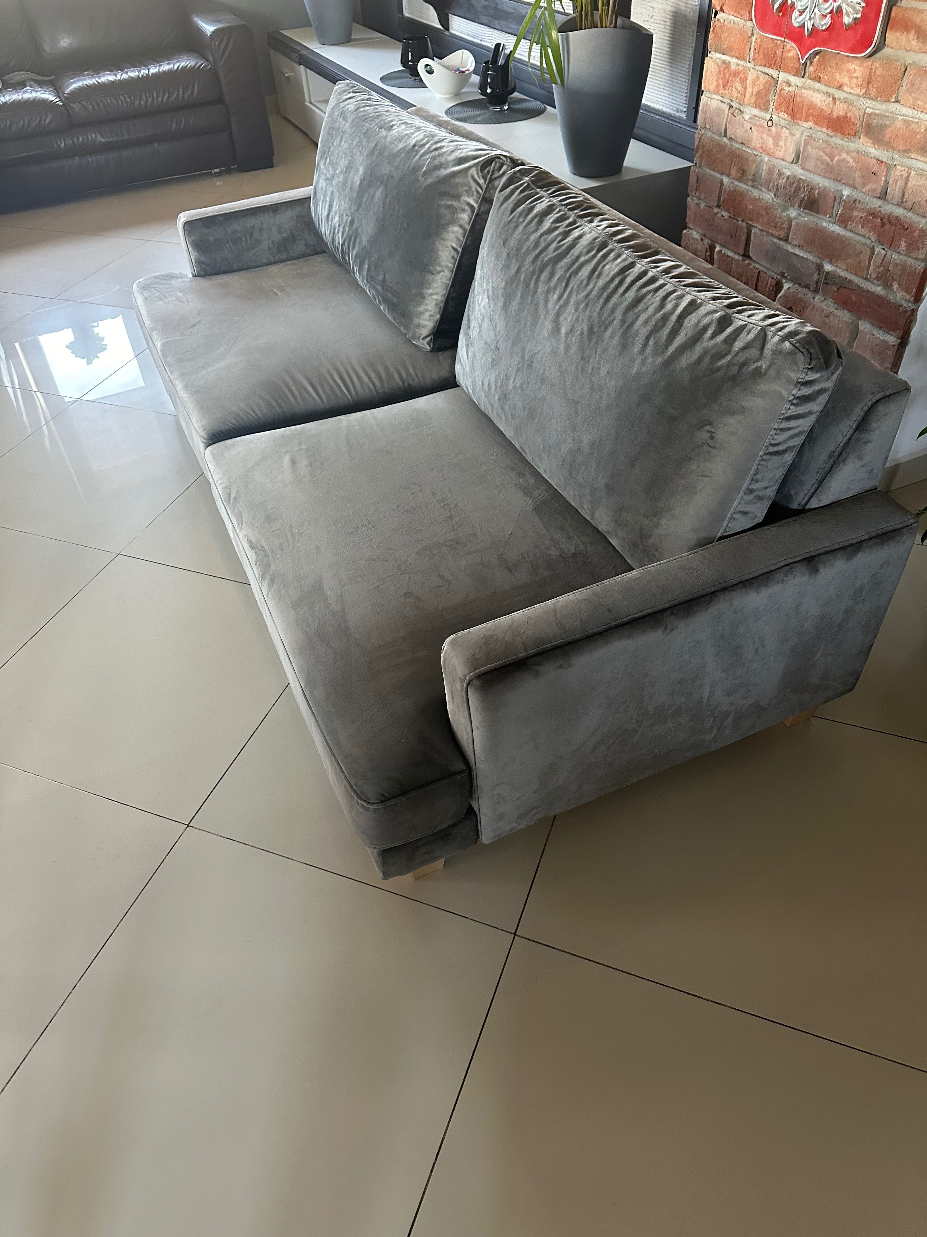 Sofa bdb stan z poduchami