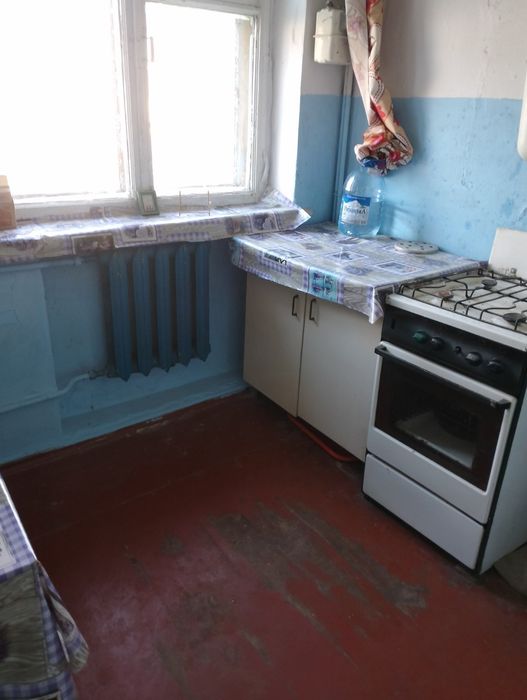 Продам затишну 1но кім. кв-ру в Гоголево,з земельною ділянкою