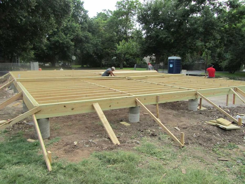 ПАЛІ / Сваи / Буро-заливні / Тисє / Фундаменти / Обв'язка / Бетон /