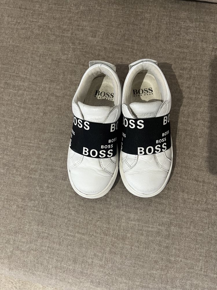 Sapatilhas Hugo Boss tamanho 28