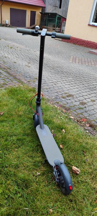 Продаю KUGOO M365 PRO