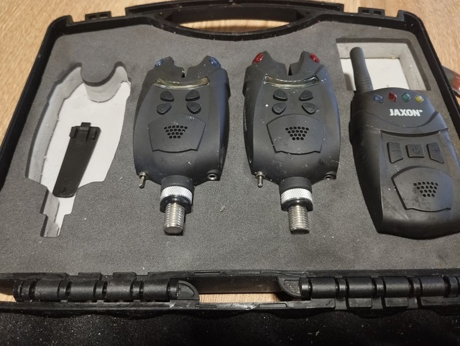 Sygnalizatory brań Jaxon 2+1