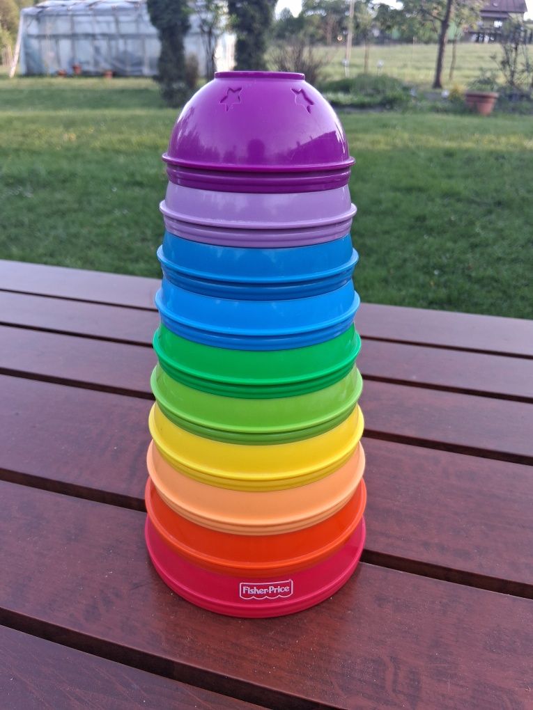 Wieża piramida kubeczki Fisher Price dla dziecka