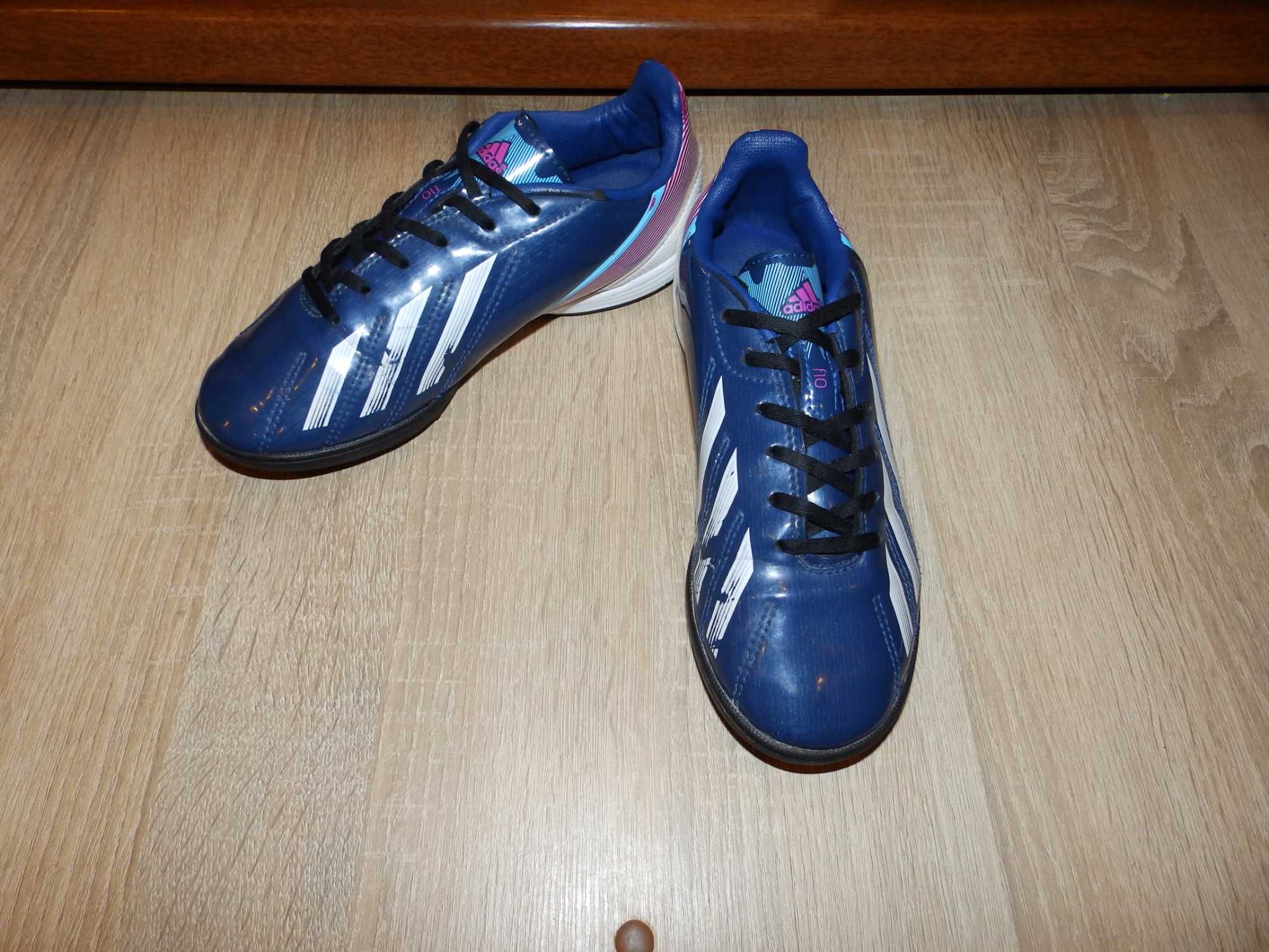 Многошиповки , бутсы Шиповки Adidas F10 TRX TF G65377 Размер 37