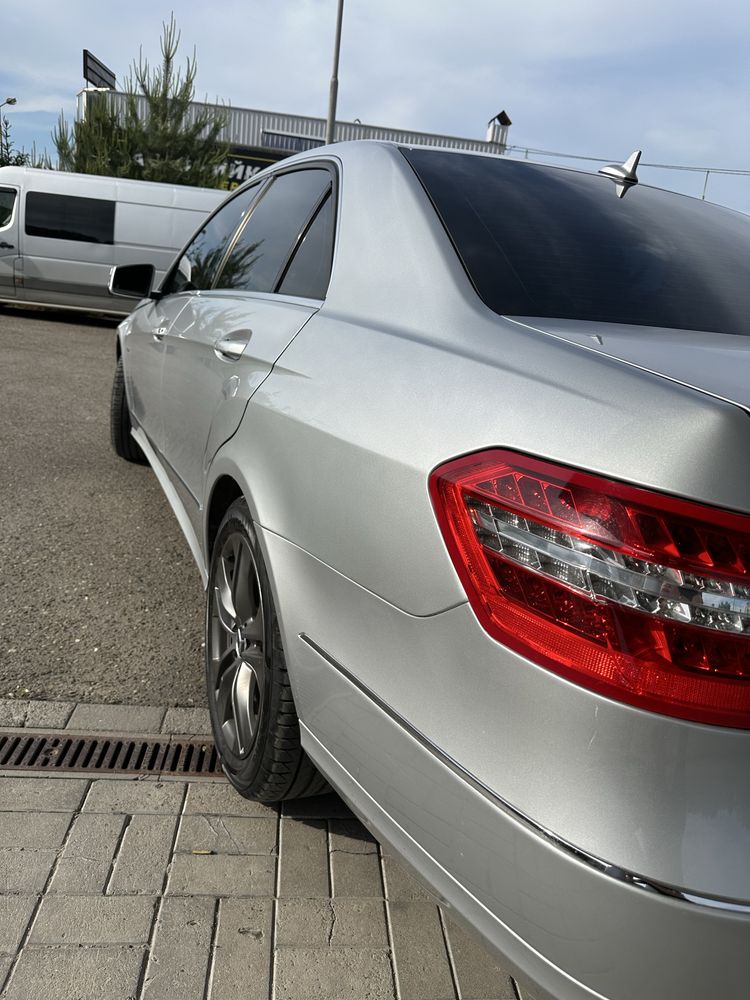 Продається Мерседес W212