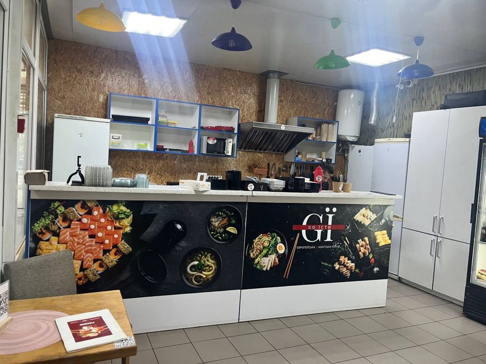 Продається сушi-бар готовій прибутковий бізнес