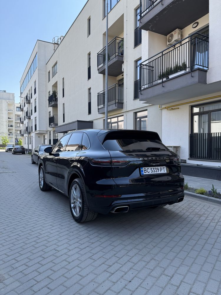 Porsche  cayenne matrix