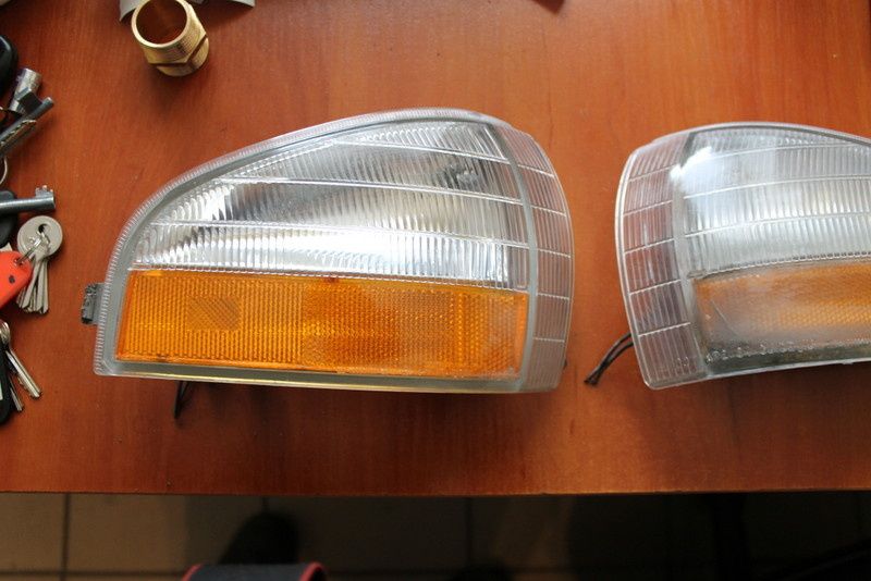 Kierunkowskaz tzw.Łezka Pontiac Trans sport-Chevrolet Lumina 94-96 R