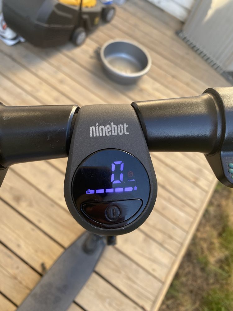 Hulajnoga elektryczna Segway ninebot