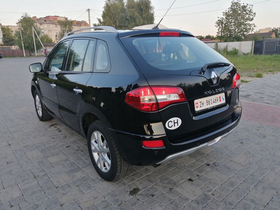 2009 рік, 2.0 дизель 4х4 повний привід автомат.