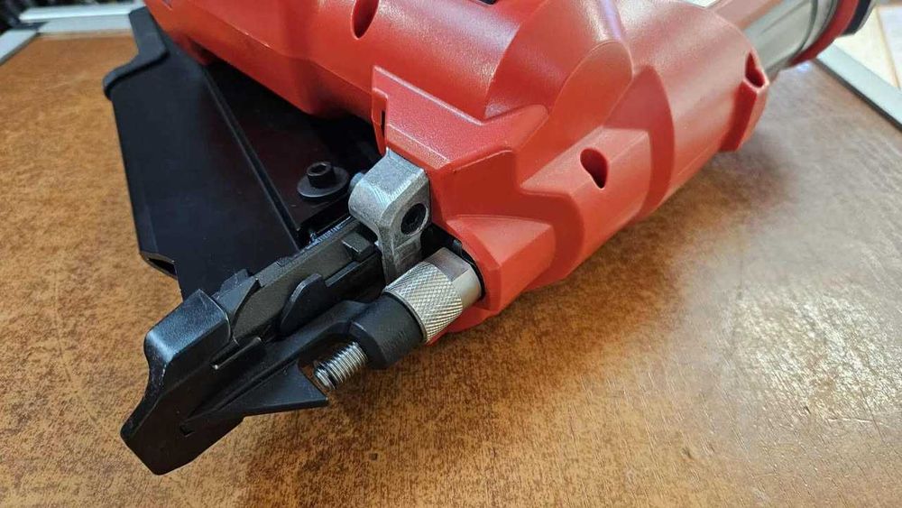 Gwoździarka 90mm M18 FFN21-0C Milwaukee