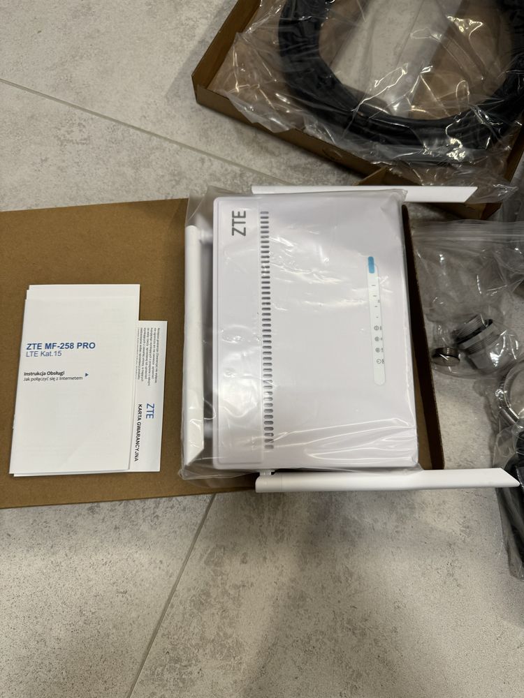Router ZTE MF258 PRO ODU-IDU router zewnętrzny LTE KAT.15
