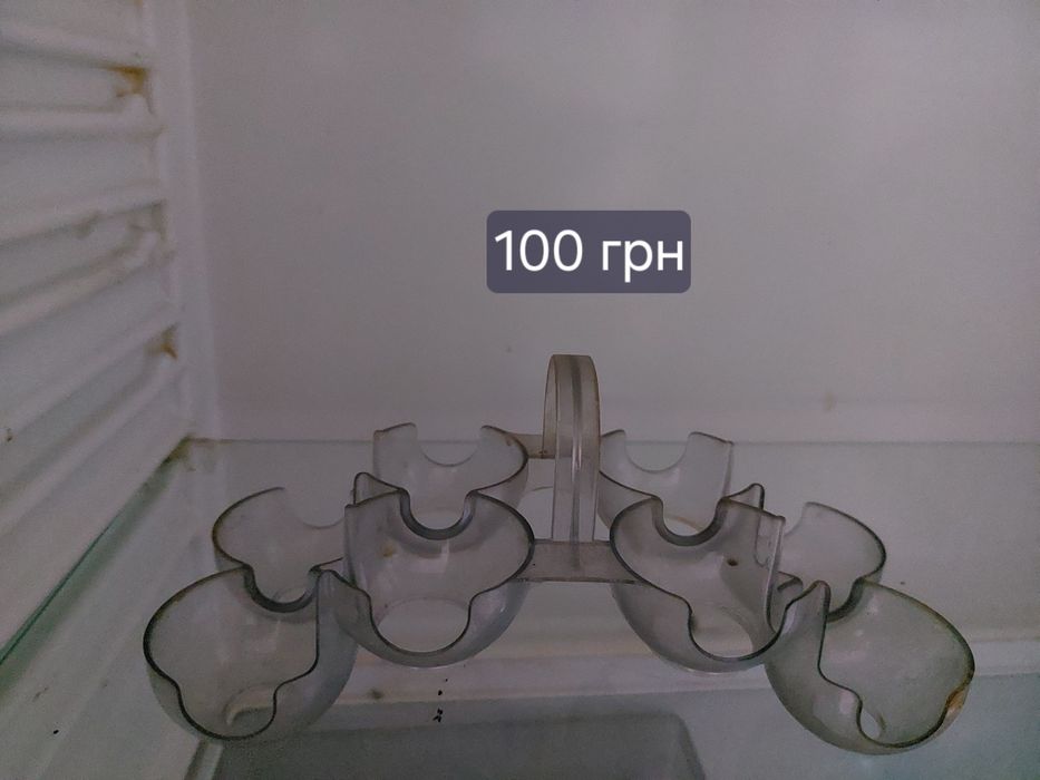 Продам полочки для холодильника Атлант