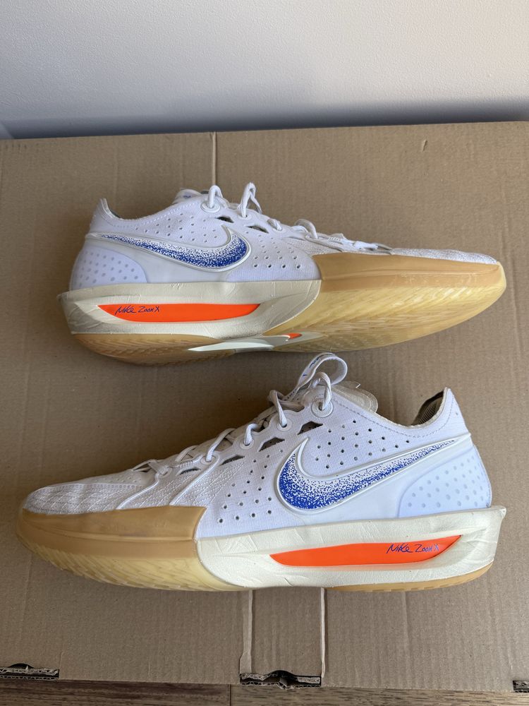 Buty do koszykówki / siatkówki Nike GT Cut 3