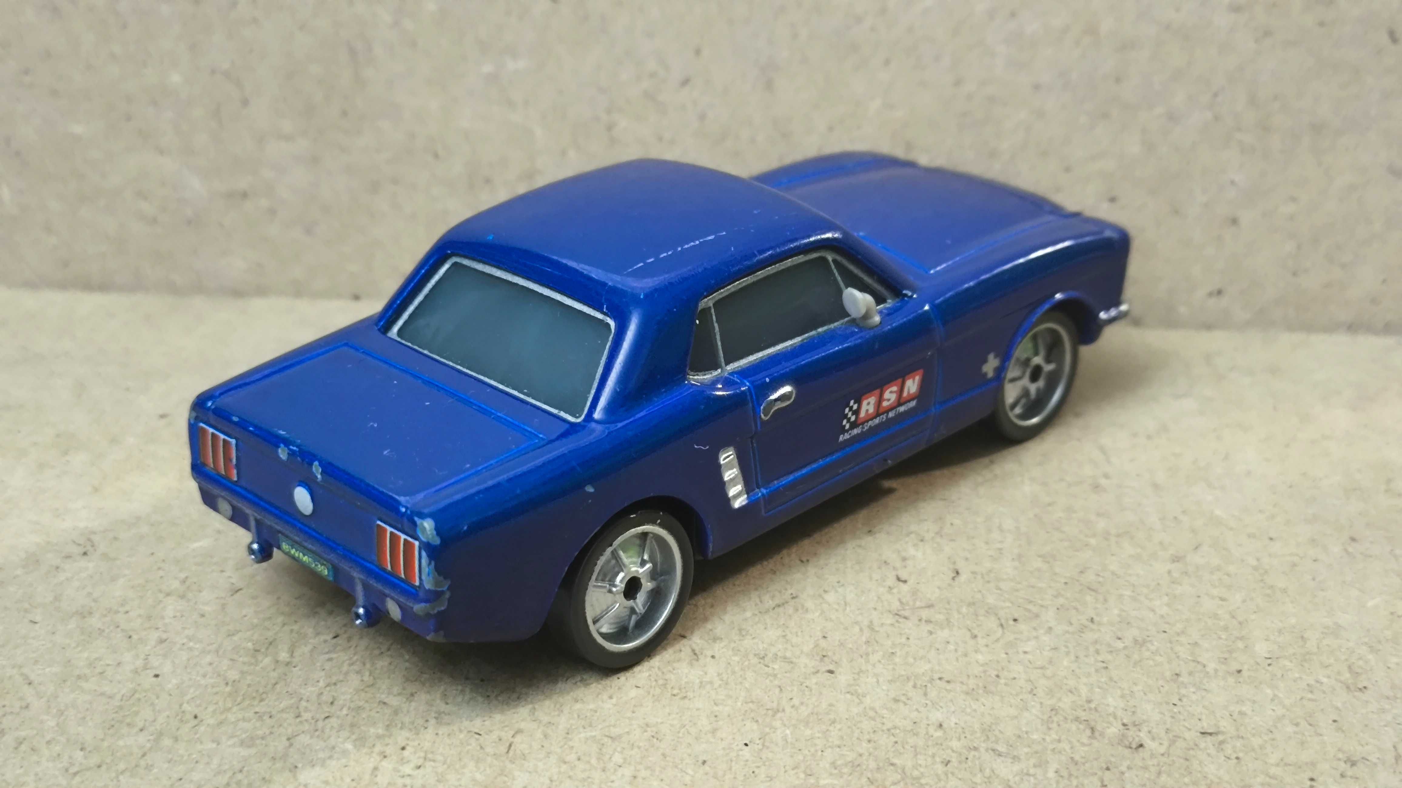 Машинка Mustang Mattel Disney Pixar Cars