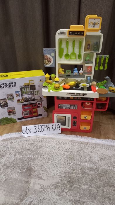 Кухня 82см нові дитяча з водою,парою, світ,звук,65 придмета