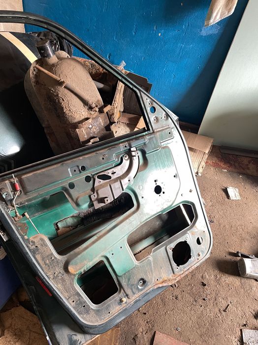 Уаз патриот двери