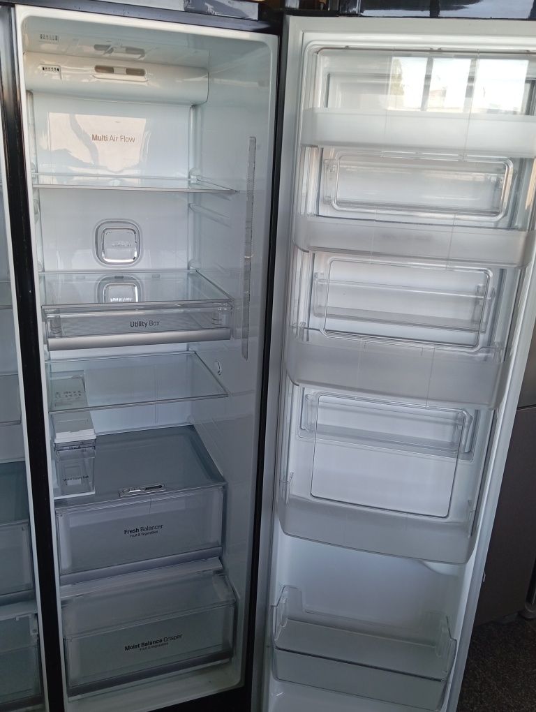 Холодильник LG Side-by-side серый графит из Германии гарантия