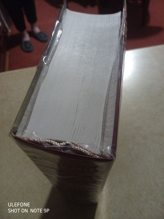 Джон Р. Р. Толкин - Властелин колец
Весь роман-эпопея в одном томе.
Вл