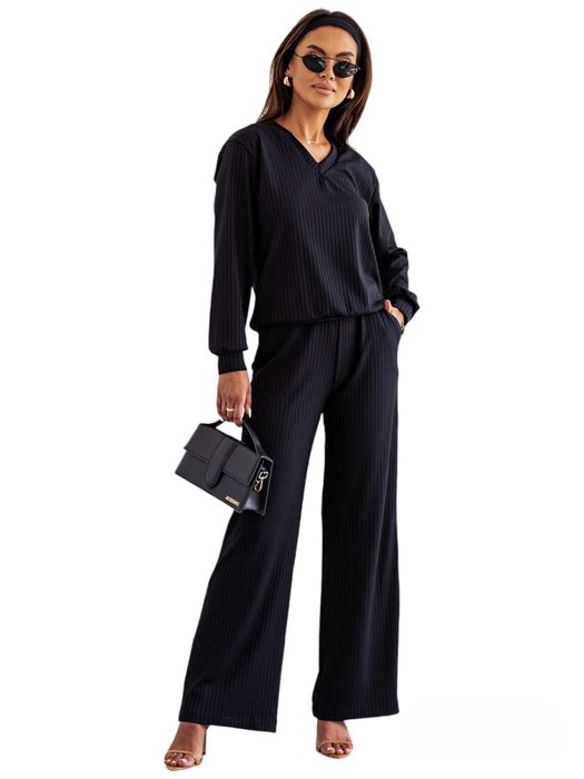 Komplet z prążkowanego materiału dres Polski czarny L/XL 40 42 MOON