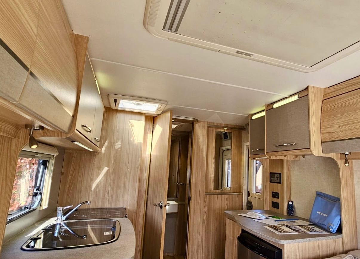 Caravana Coachman Amara  - Impecável ESTA CARAVANA ESTÁ AGORA VENDIDA