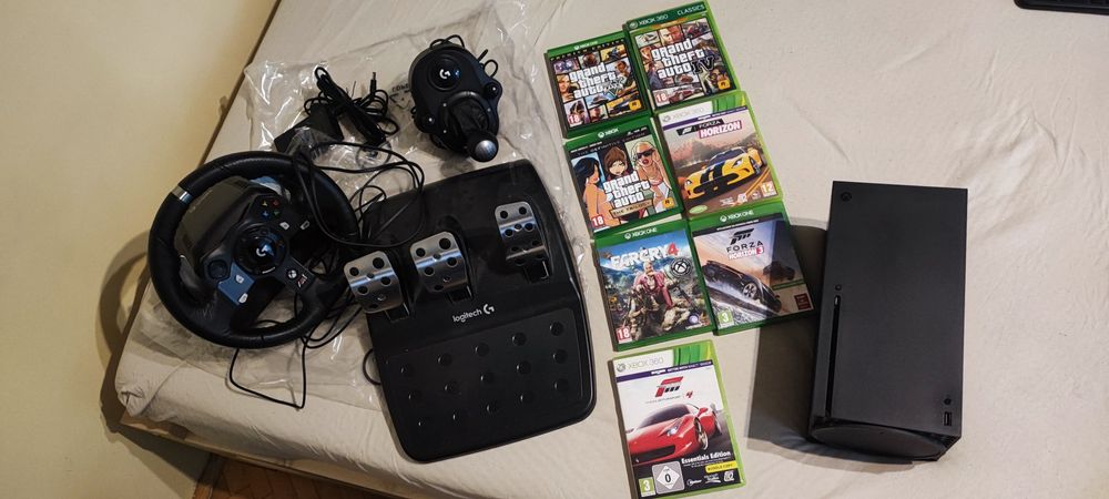 Xbox series X  1TB 4K + Logitech G920 + Shifter