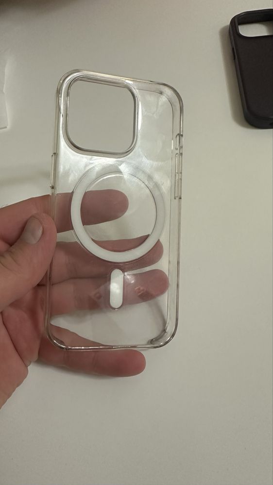 Apple Clear Case MagSafe для iPhone 14 Pro