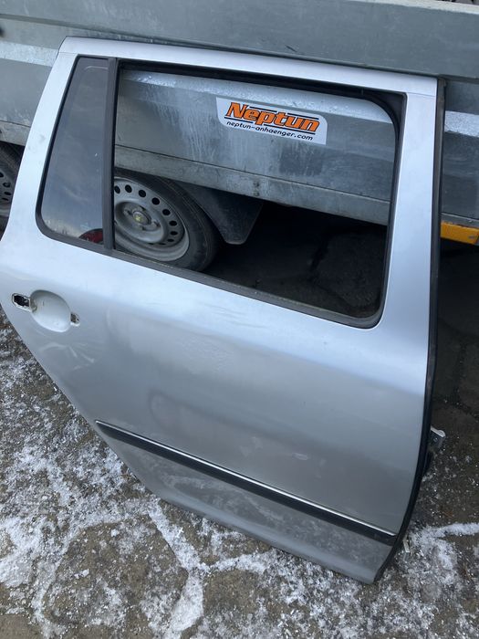 Skoda Octavia II - drzwi tył lewe prawe