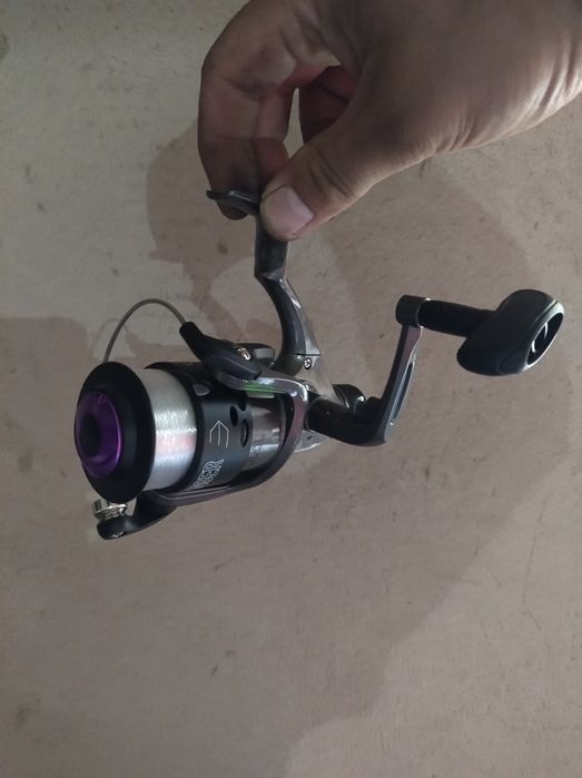 Kołowrotek wędkarski, spławik grunt feeder