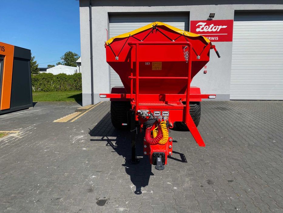 Rozsiewacz Nawozów Sypkich, Wapno, Nawóz. Taśmowy. 7T Lisicki Nowy!