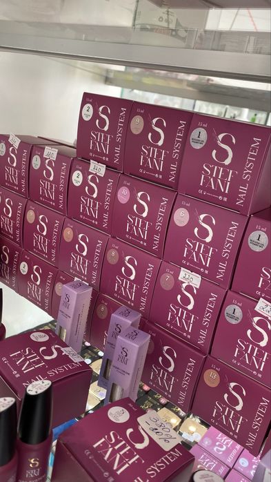 Гель-лаки, бази, топи, гелі Steffani