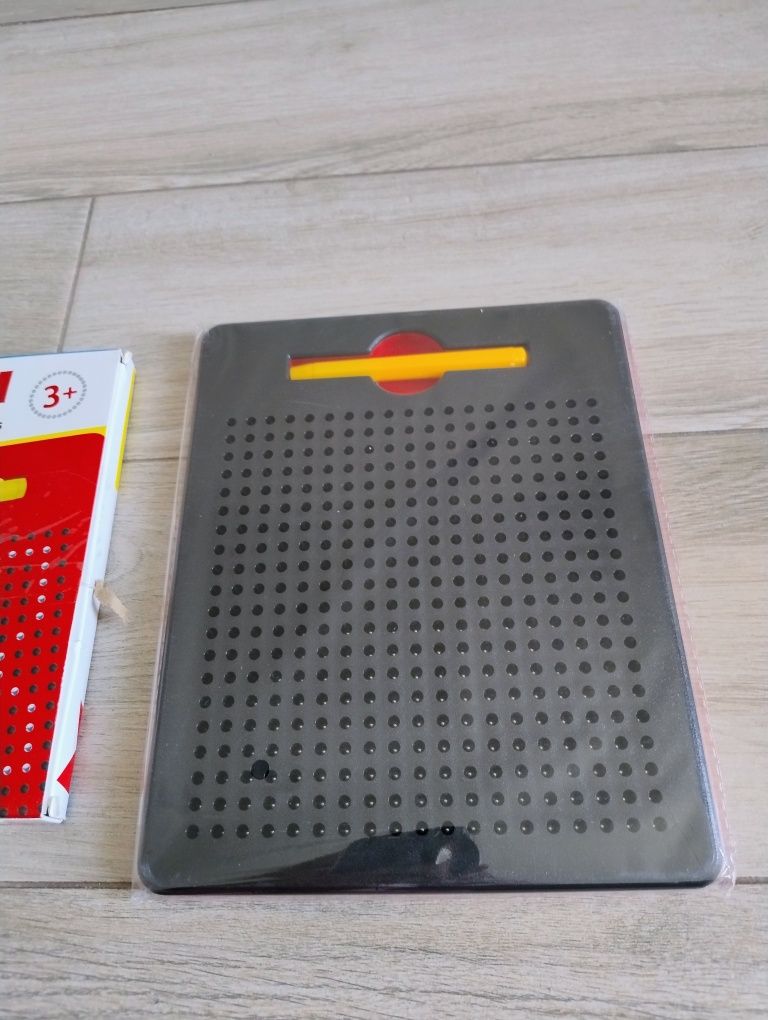 Tablica Edukacyjna Magnetyczna 380 kulek + rysek.