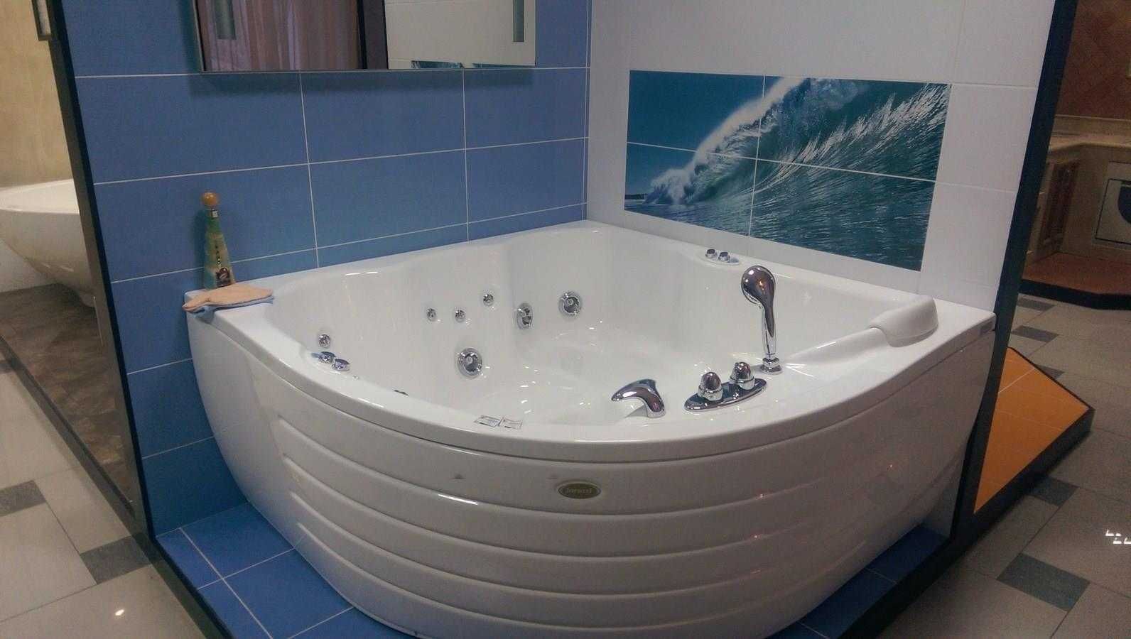 JACUZZI (Італія) Гідромасажні ванни 180х75, 165х165, 160х160