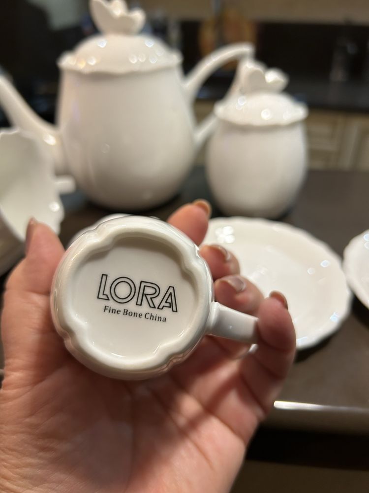 Чайно-кавовий сервіз Lora Fine Bone China